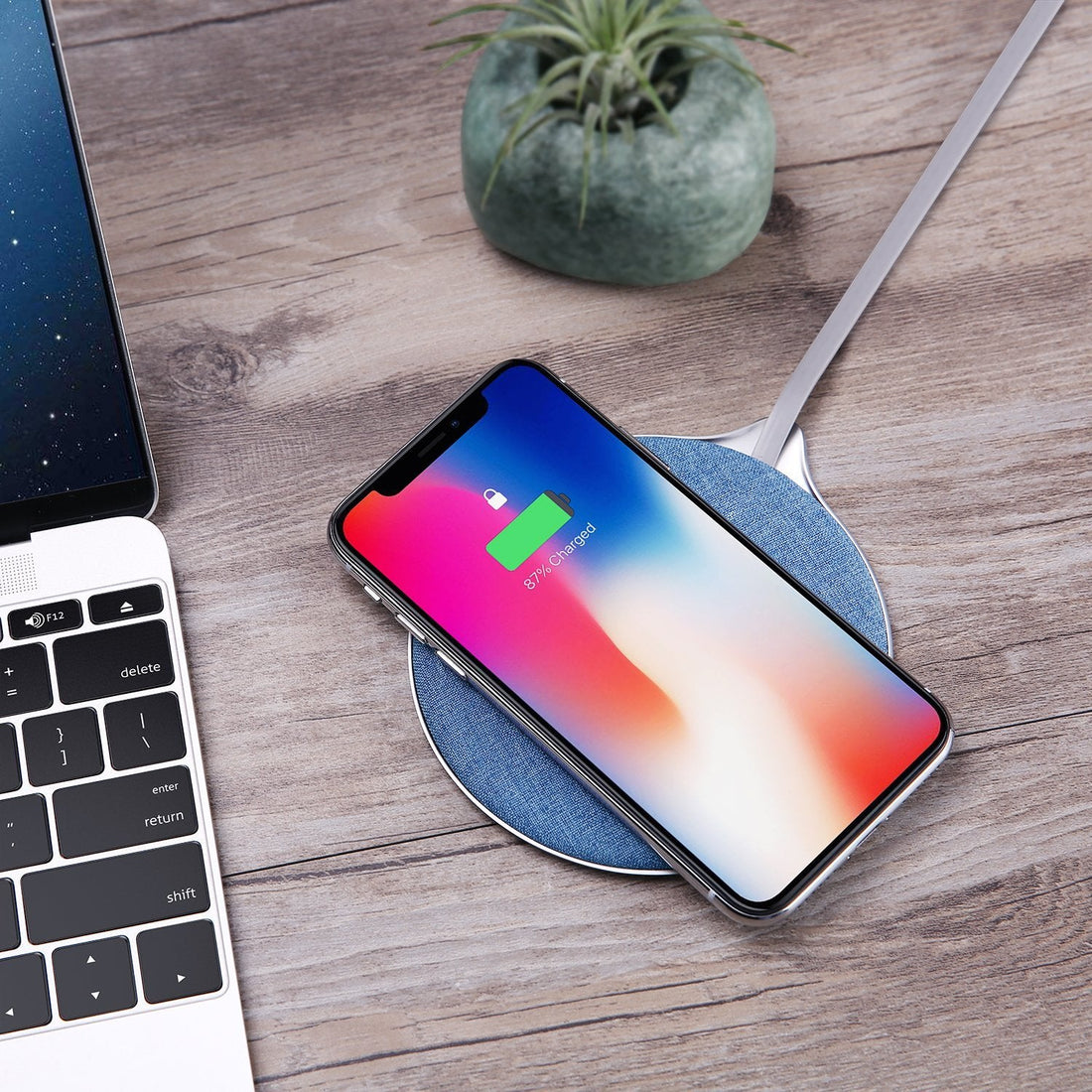 AUKEY 10W Wireless Charger Fast Charging Pad